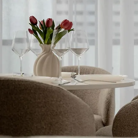 Апартаменты Harmonijny Z Widokiem Na Rzeke We Wroclawiu By Renters Вроцлав